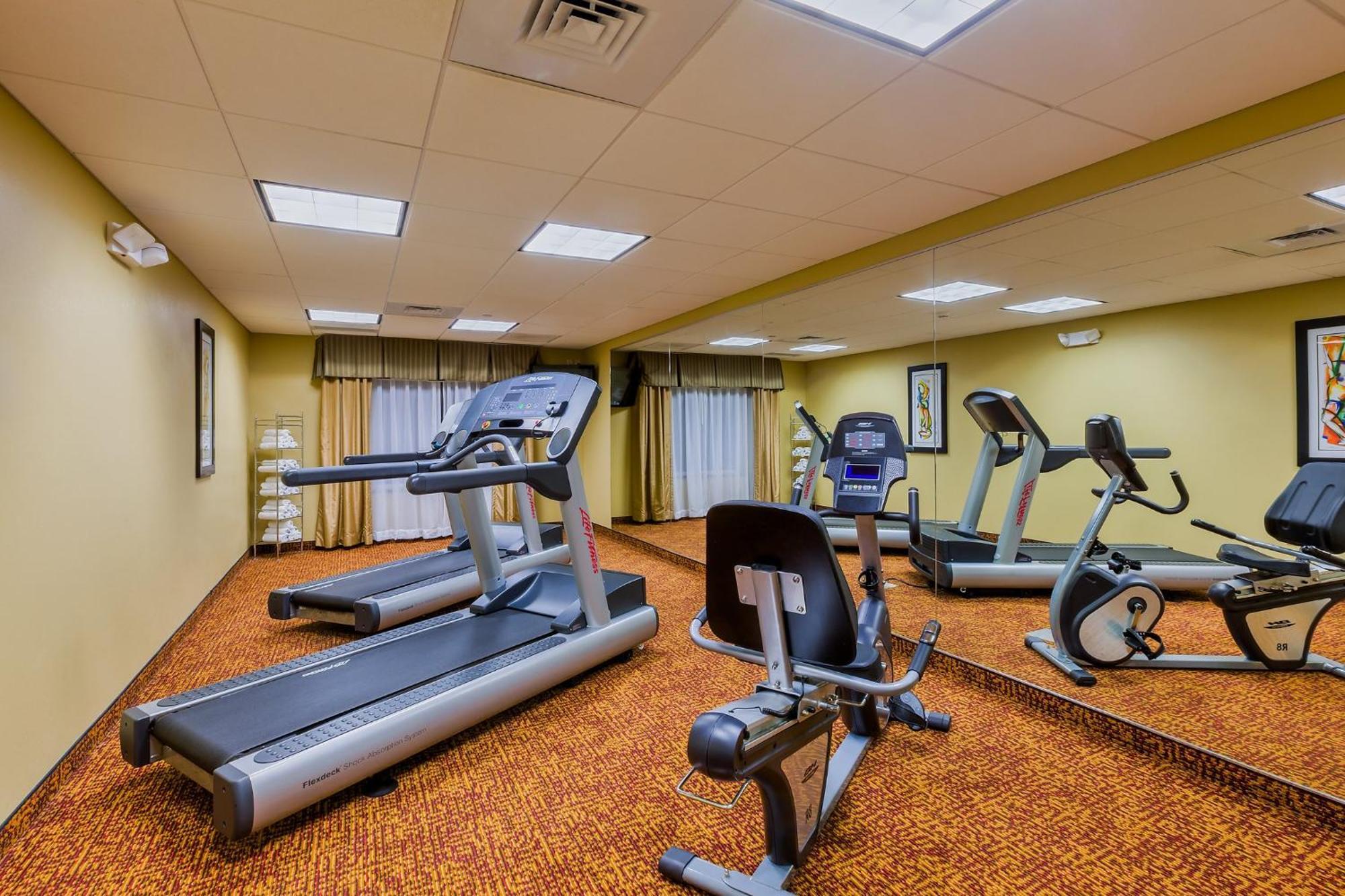 Express & By Ihg Salina